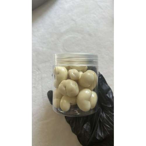 كاجو شوكلت البيضاء 